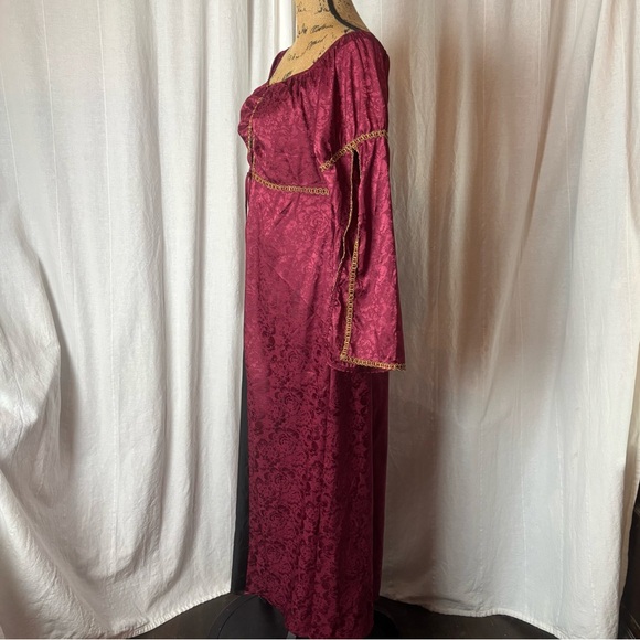 NWT Scarlet Darkness Renaissance Medieval Costume  Dress Burgundy Jacquard Sz L - Picture 3 of 8